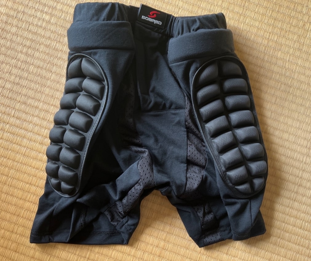 ヒッププロテクターはどこに売ってる?